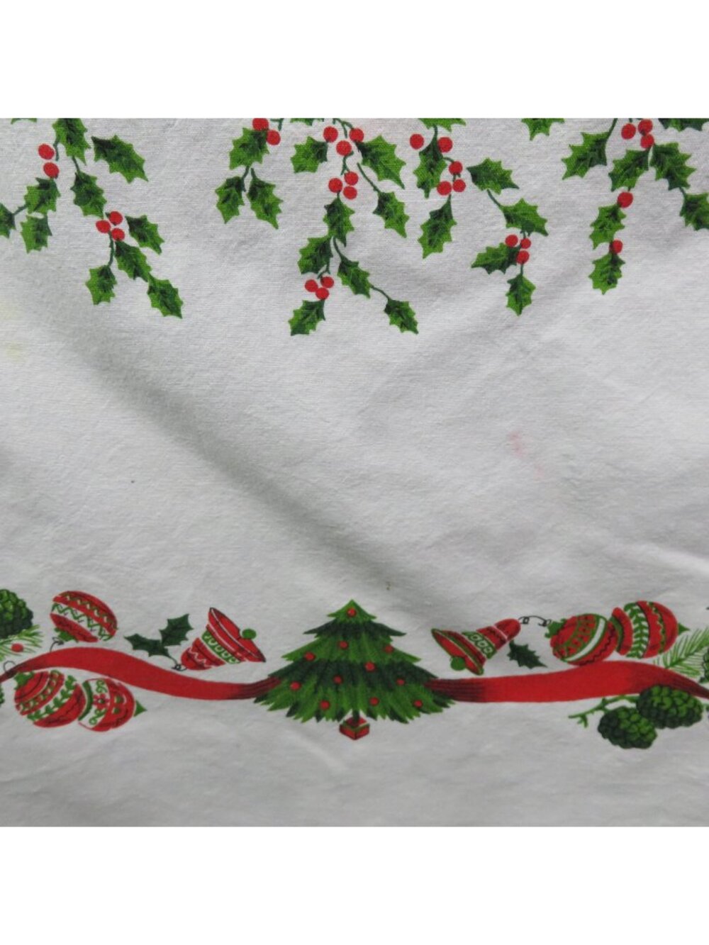 Christmas Tablecloth 58" x 80" Pinecone Bells Rectangle Red Green White Vintage - Picture 9 of 10